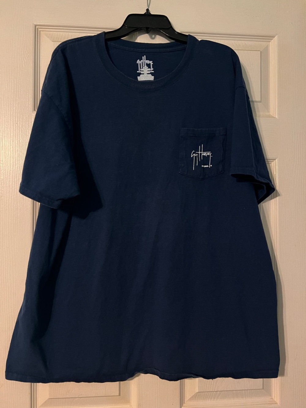 Guy Harvey Navy Short-Sleeve Pocket Tee. Outstanding fish graphic. Size 2XL
